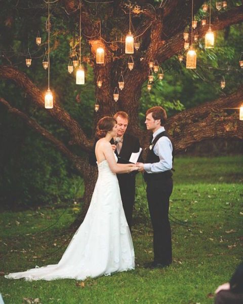 Getting creative with your outdoor wedding ceremony space.